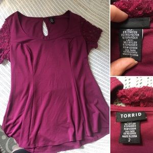 Torrid pointe material lace sleeve top
